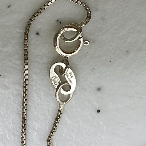 Sterling Silver Chain SU 925 Thailand Bright Box Chain 16 Inch Thin‎ - Picture 6 of 7